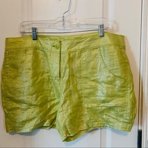 Tommy Bahama Women’s Linen Shorts. Lime Green. 16